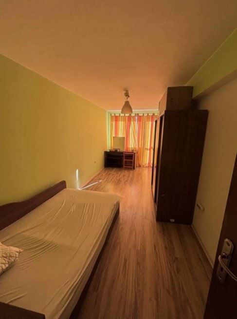 Дава се под наем Тристаен апартамент в София, Мусагеница - 80 кв.м за 867 € - Снимка #3