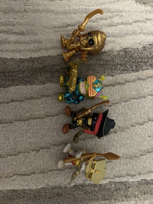 Продам игрушки от Treasure X