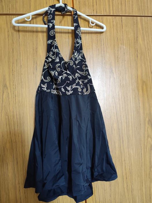 Дамски бански от бързо съхнеща материя,номер 48,50