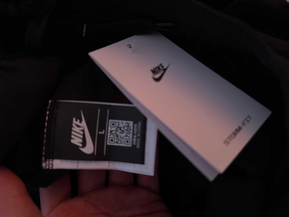 Pantaloni scurti de baie , nike cu eticheta