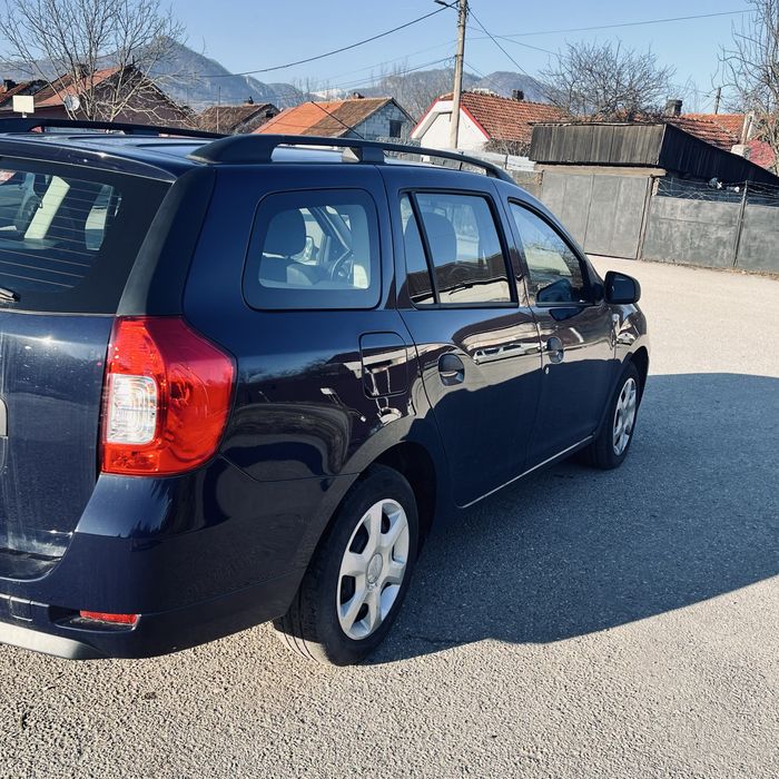 Dacia mcv in stare perfecta de functionare motor cutie  2 chei