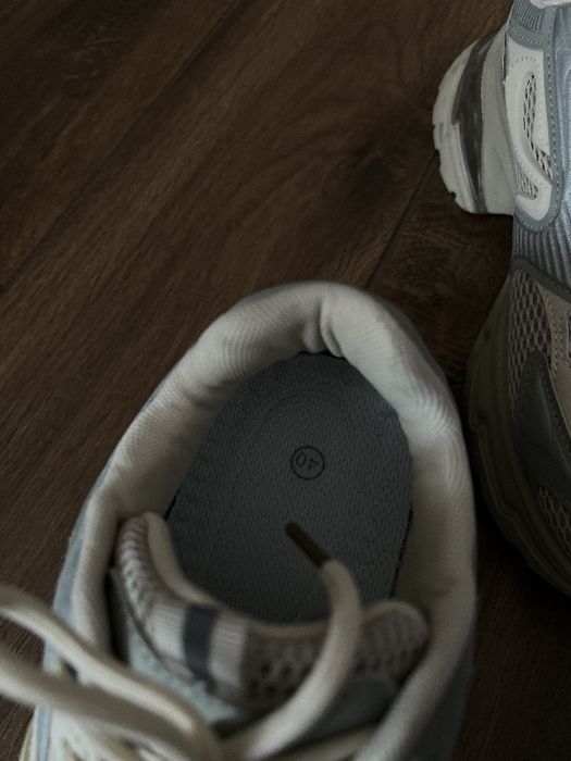 Удобни маратонки 39 размер