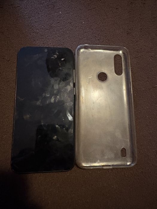 Telefon moto e6i