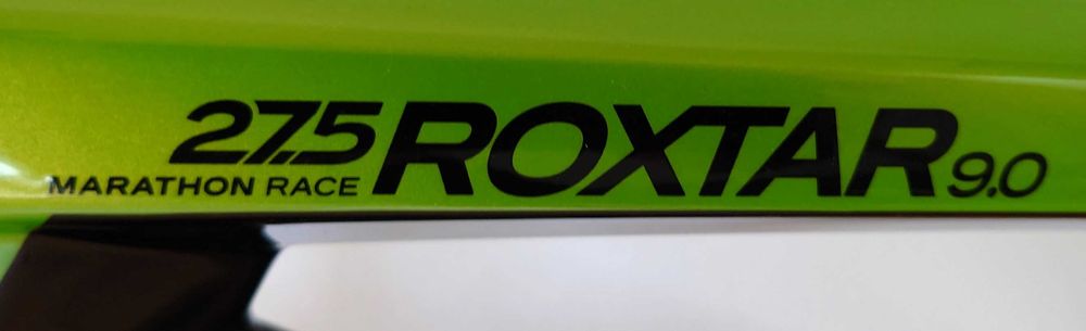 Рамка Bergamont Roxtar 9.0 CARBON L, средно XTR, ос 142/12, НОВА