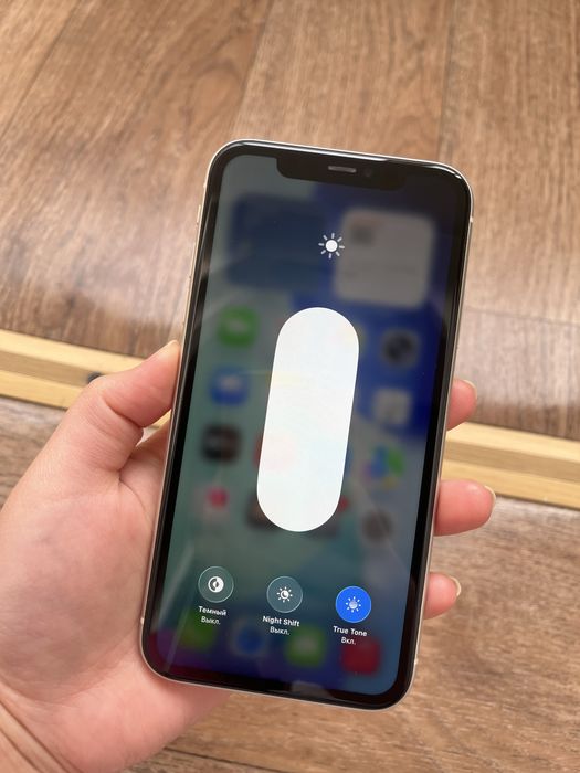 Айфон 11 128гб отличный