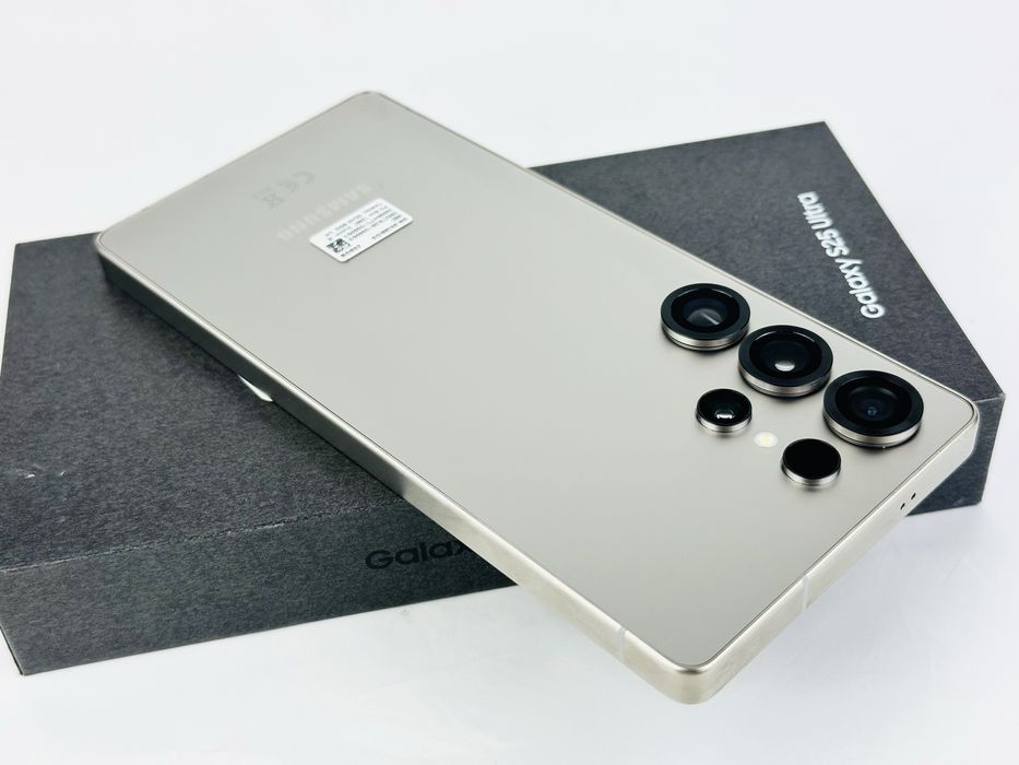 НОВ! Samsung Galaxy S25 Ultra 5G 256GB 12RAM Gray Гаранция!