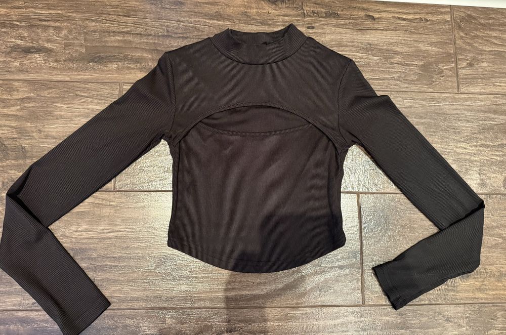 Къса черна блуза Shein