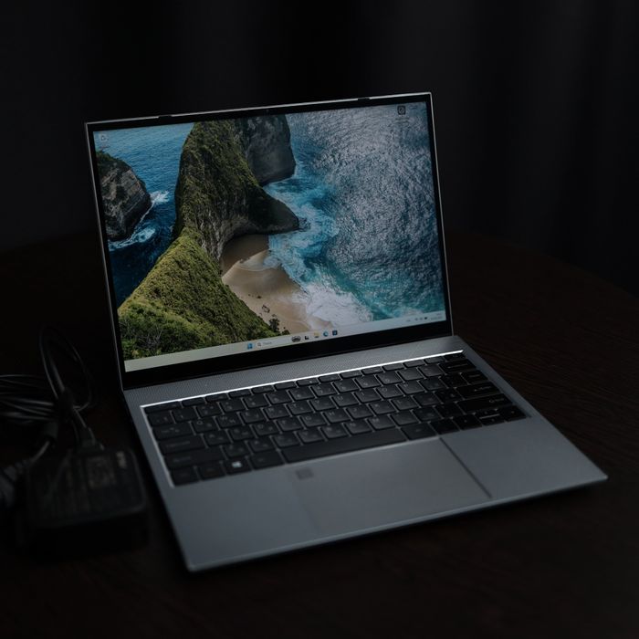 Core i7. Мощный ноутбук для работы и учебы.