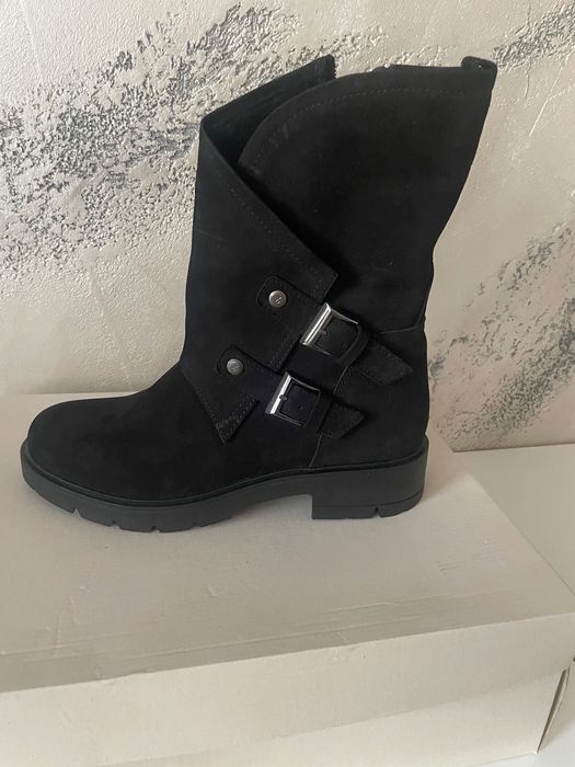 Боти естествен велур