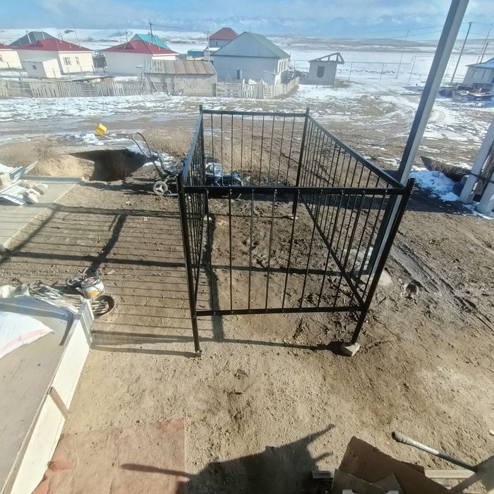 Прадам тапшан қора