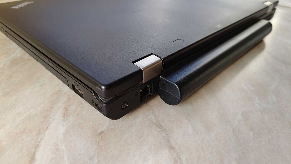 Лаптоп компютър Lenovo ThinkPad L430, i5 500GB SSD 4GB RAM 1600x1200