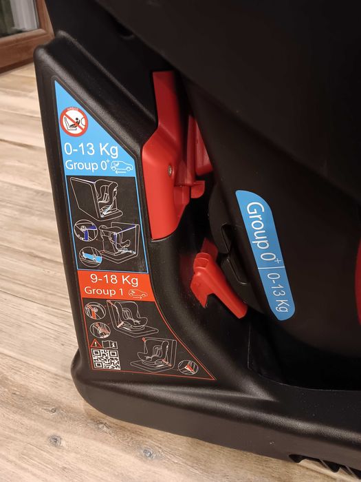 Chicco Столче за кола 0-18 кг. COSMOS RED PASSION