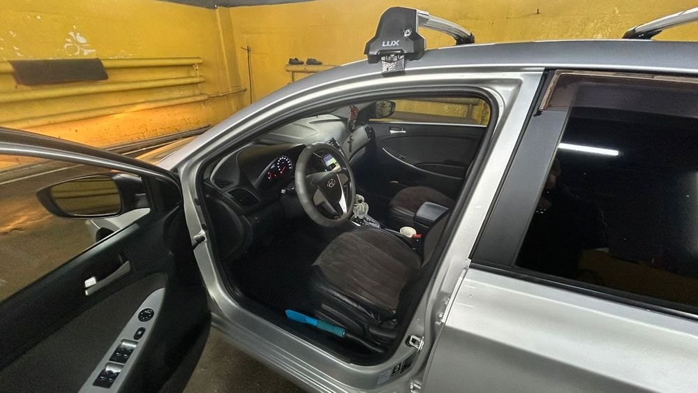 Продам хюндай Солярис 2014 года