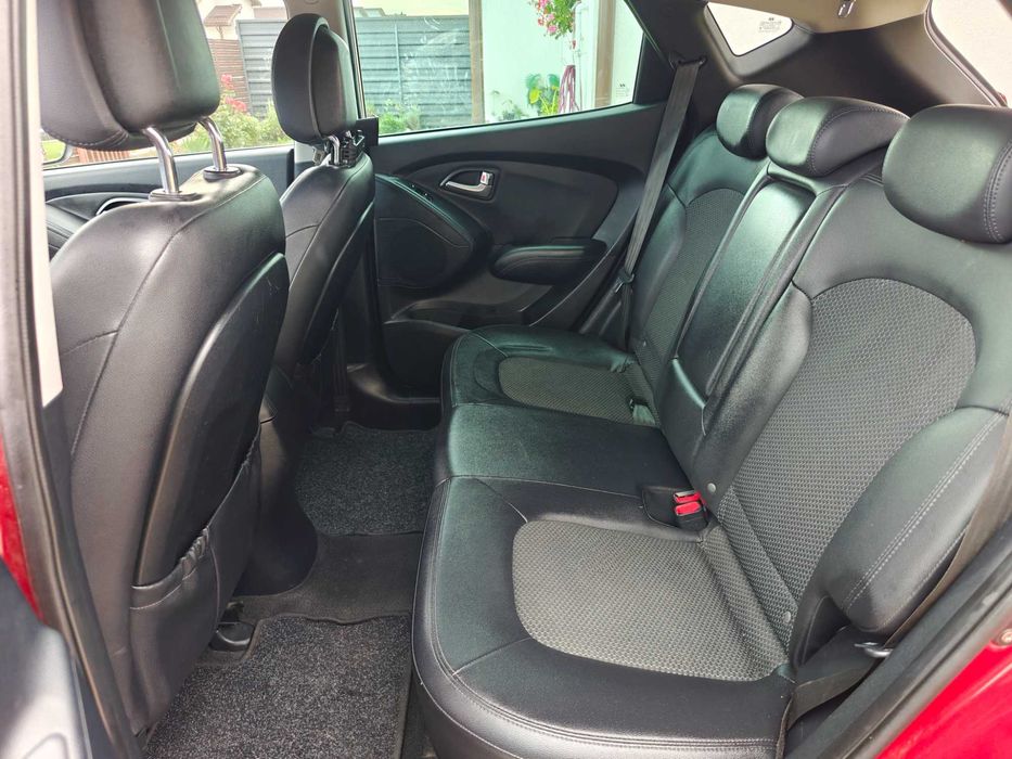 Hyundai ix35 2.0 Benzină + GPL | Automată | 163 CP | 2011