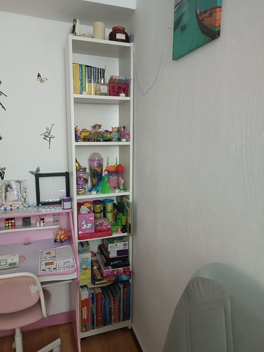 Raft etajeră cu polițe