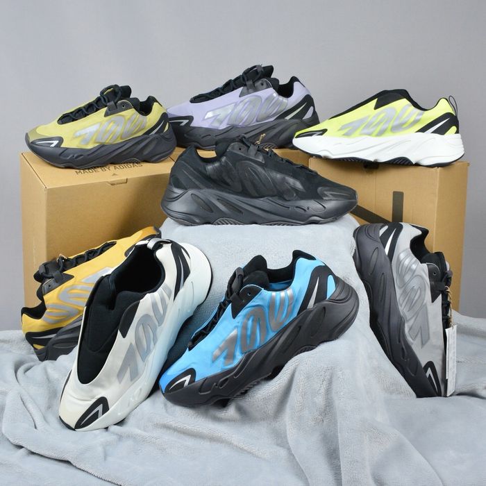 Pantofi Sport Adidas Yeezy 700 MNVN 100% originali