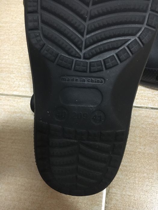 Продаются кроксы 40-41 размер