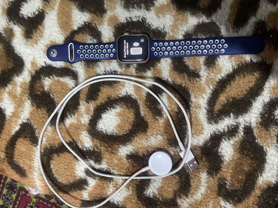 Apple watch 5 series