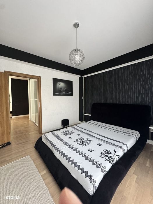 Apartament 3 camere, grădină 100 mp, parcare subterană, zona Tractorul