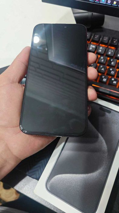 Продается айфон 15 про Макс