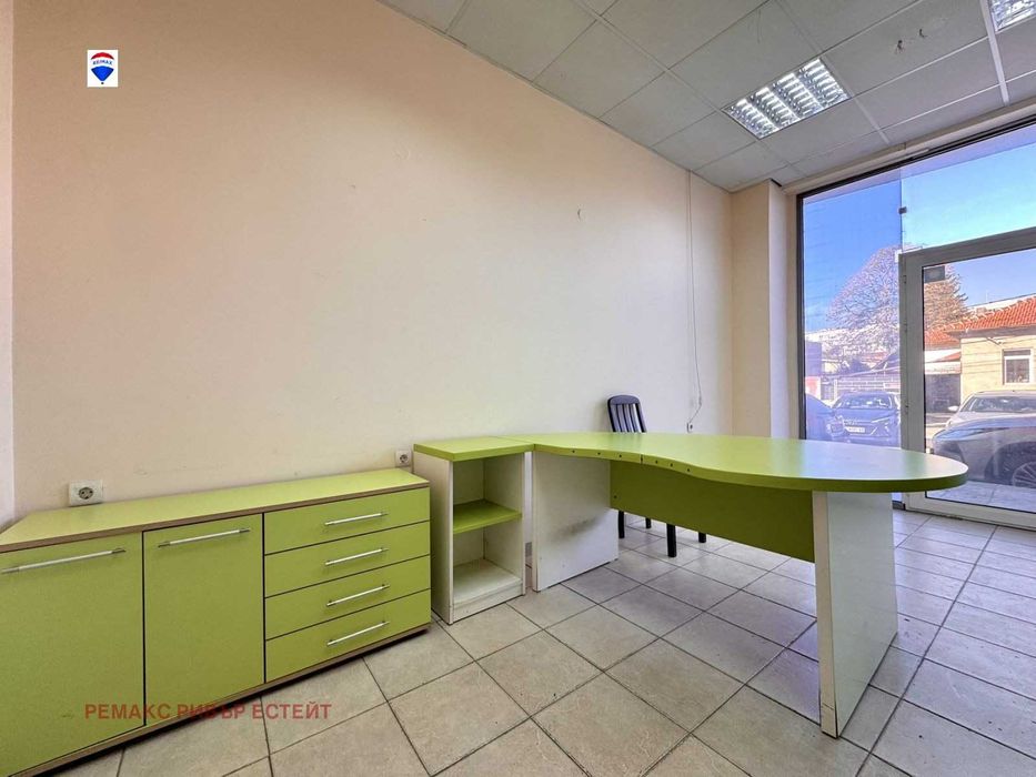 Офис под наем кв. Широк център