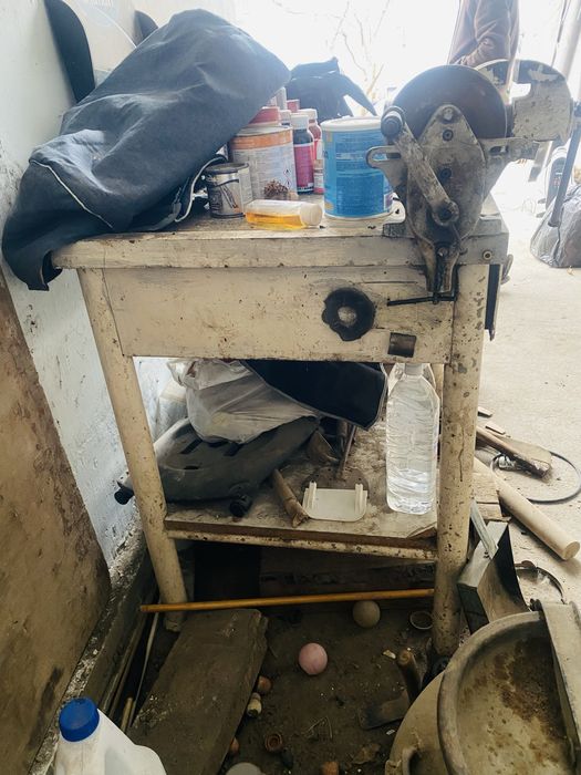 Продается заводоской стол металлический