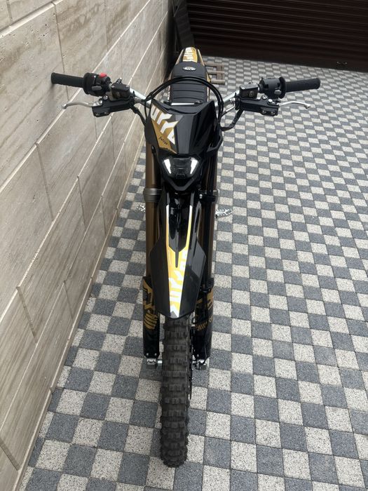 Surron ultra bee 2025       21KWH    Със  oДДС