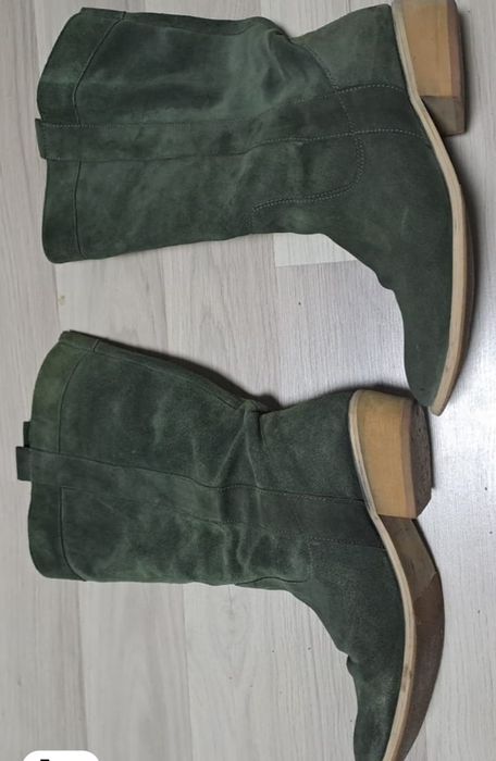 Cizme piele intoarsa