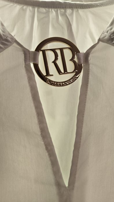 Риза Roberta Biagi