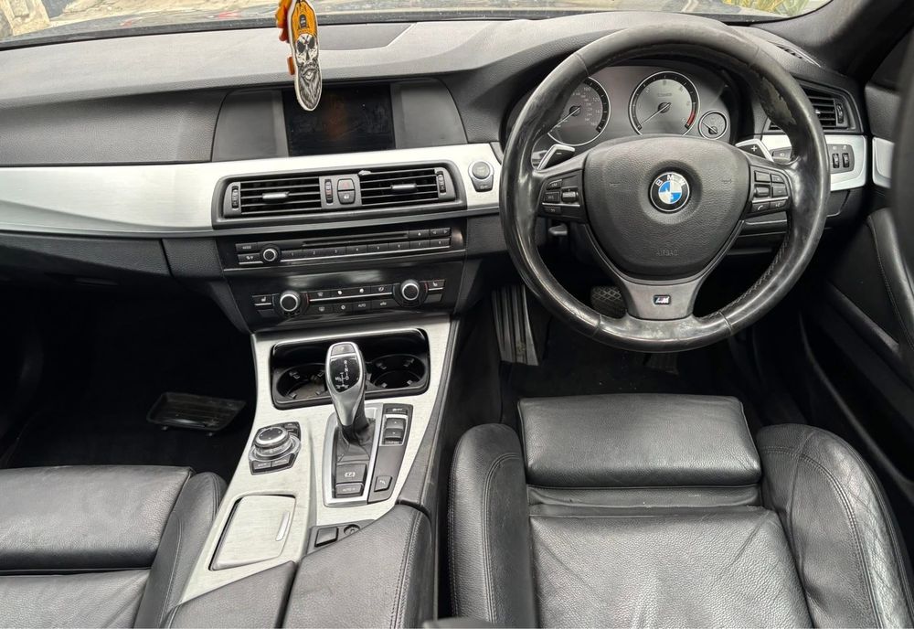 Dezmembrez BMW 520d F10 M-Pack ,Automat,Recaro piele,volan M