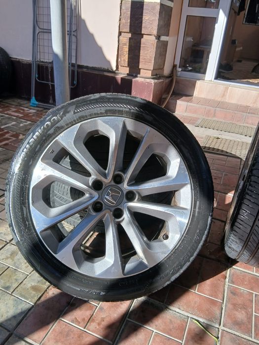 Продам диски с шинами