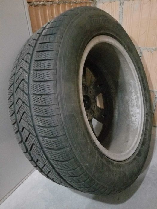 Anvelope iarna Pirelli Scorpion pentru VW Touareg