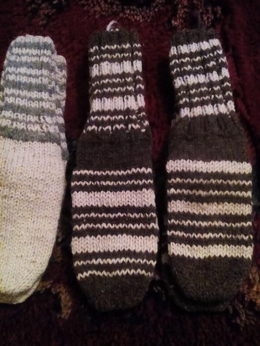 Продавам вълнени чорапи и терлици мъжки дамска и детски  и шапки