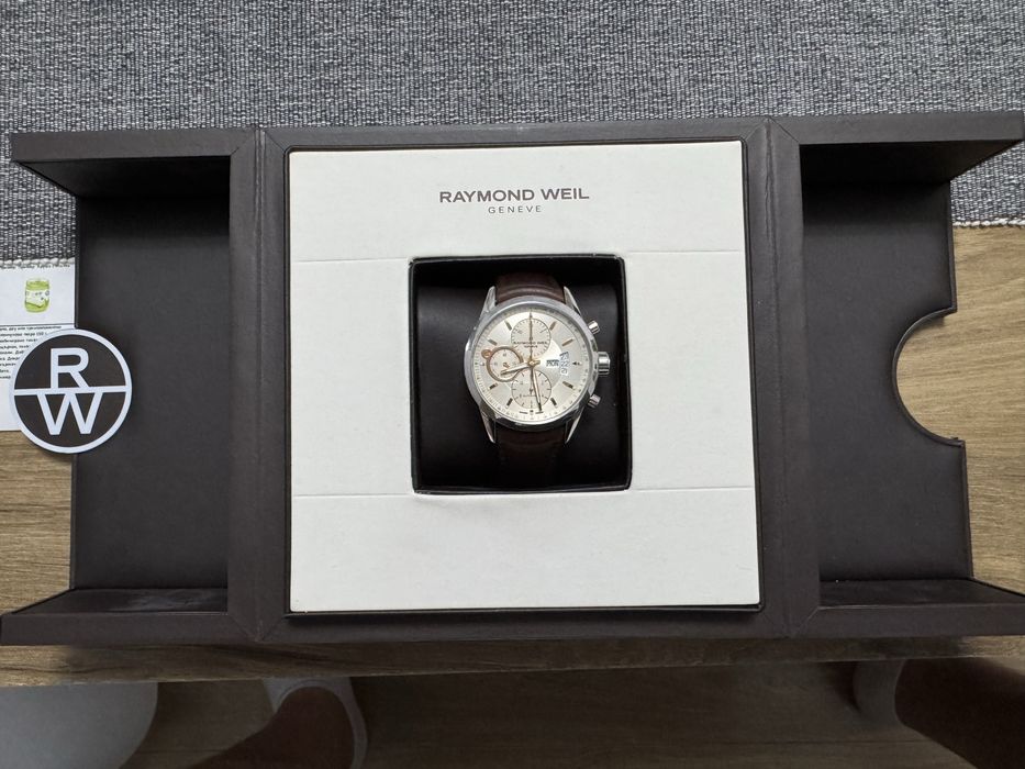 Часовник Raymond Weil 7730-STC-65025