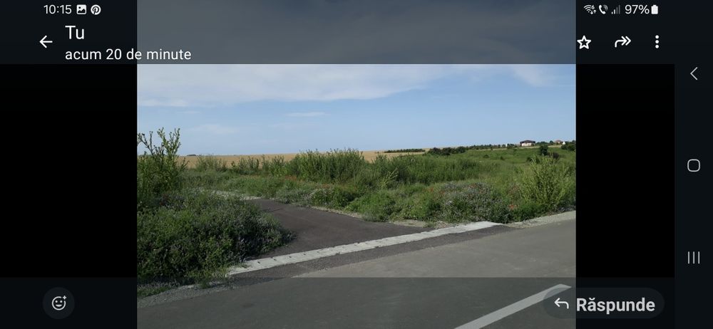 Vând teren extravilan 27000 m2 în comuna 23 August jud Constanța, la 900 m distanta de mare