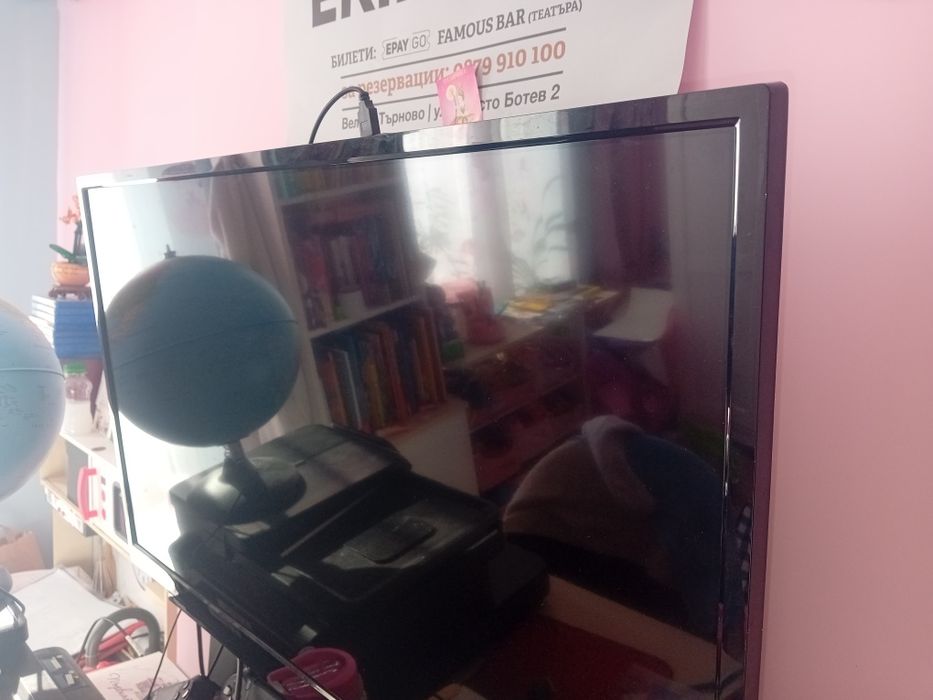 LCD телевизор TOSHIBA 32"