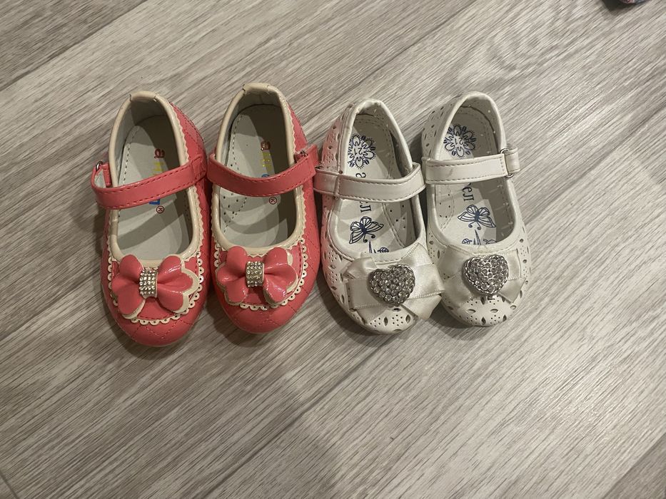 Продам детские туфельки 21 размера