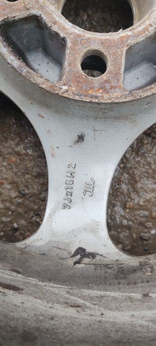 Jante aliaj 5x100r 15 cu cauciucuri iarna