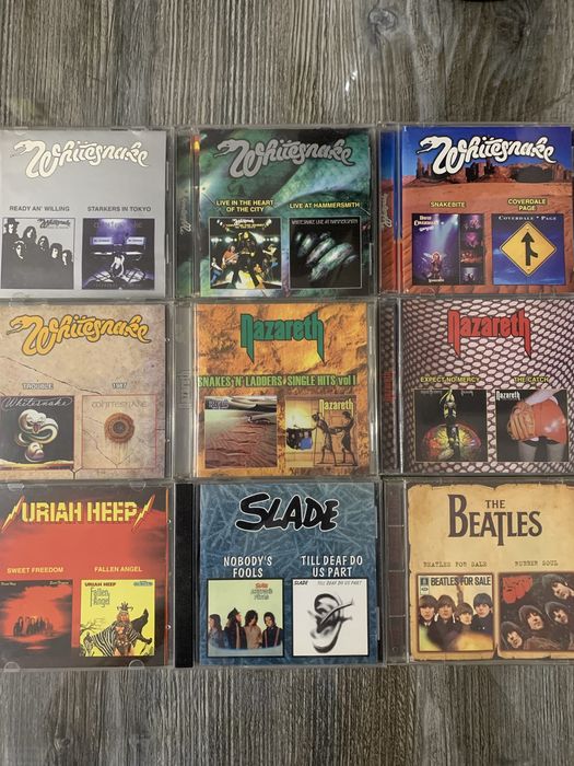 Музыка на CD компакт дисках.