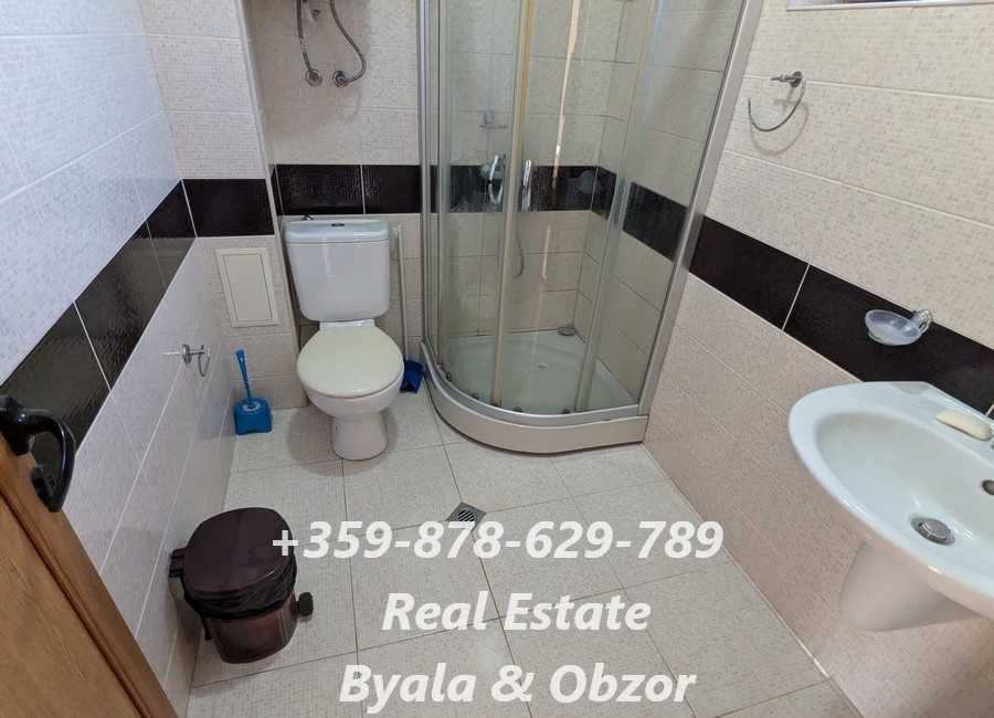 Двустаен апартамент в централна част на гр.Бяла