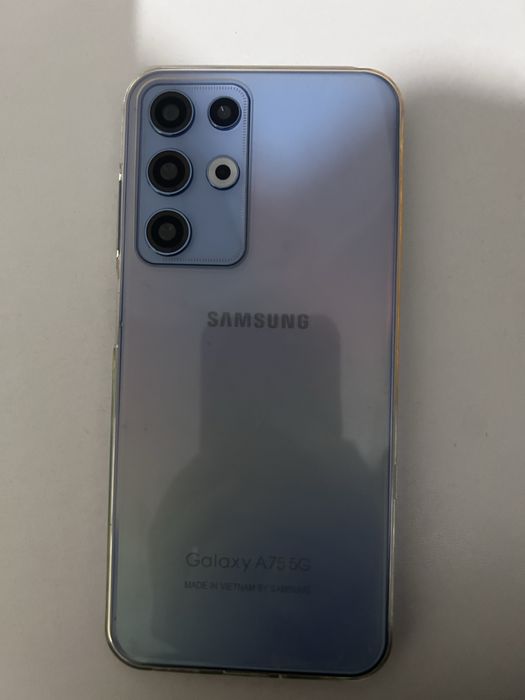 Samsung A75
