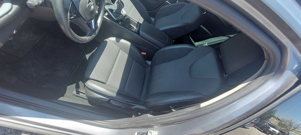 Opel Insignia 2.0 TDCI, Опел Инсигния на Части!
Май 2018