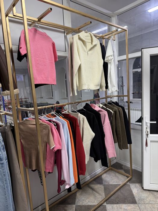 Стеллажи для одежды