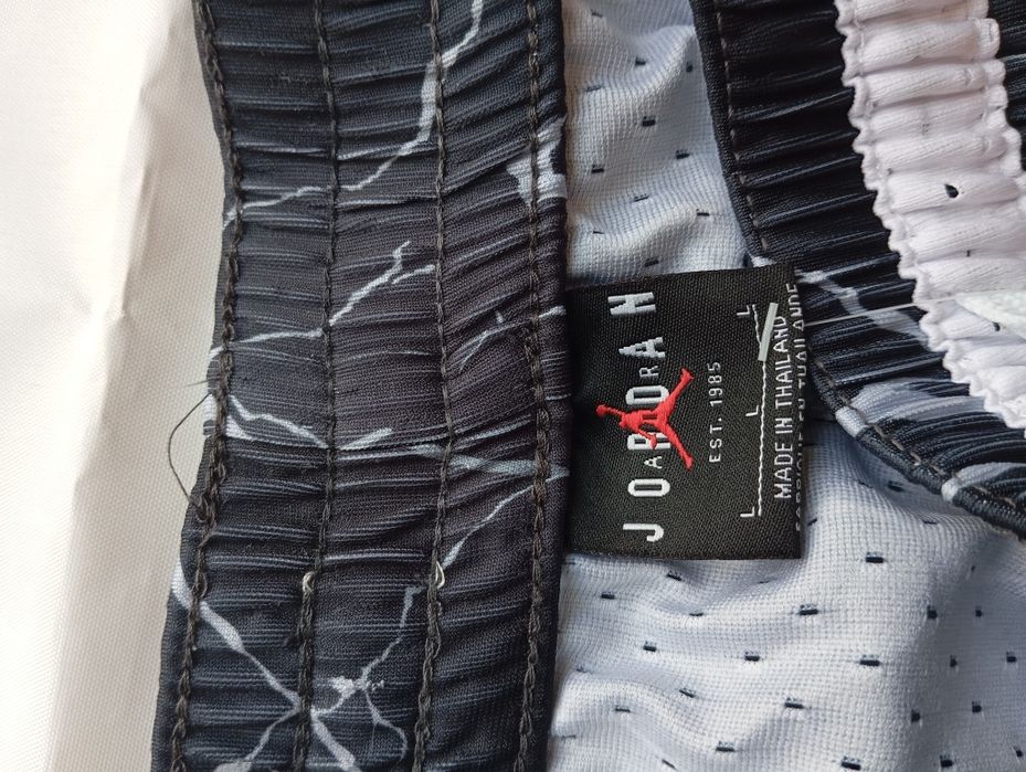 Pantaloni scurti Jordan - Marimea S - Bleumarin cu alb