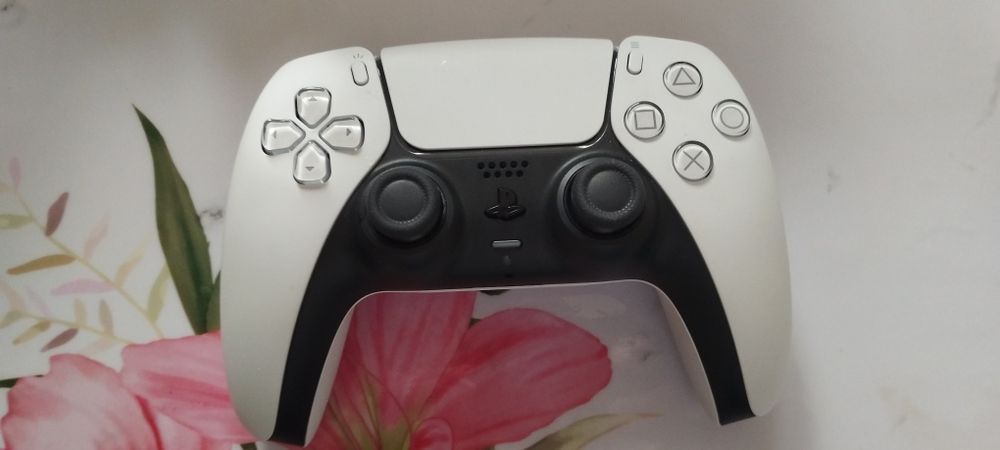 Джостик ПС 5, почти новая