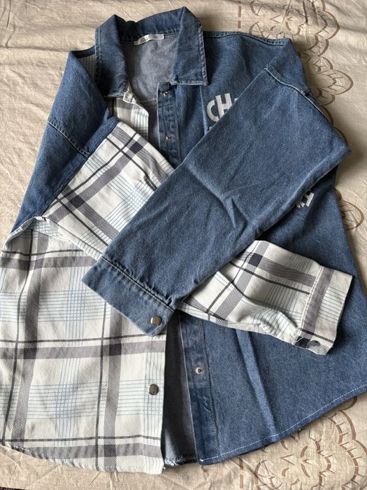 Куртка джинсовая