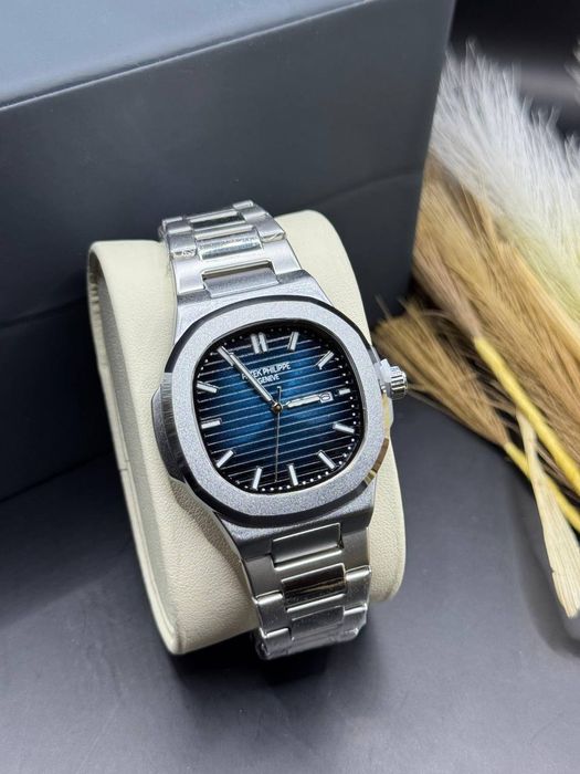 Стильные мужские часы под   Patek Philippe