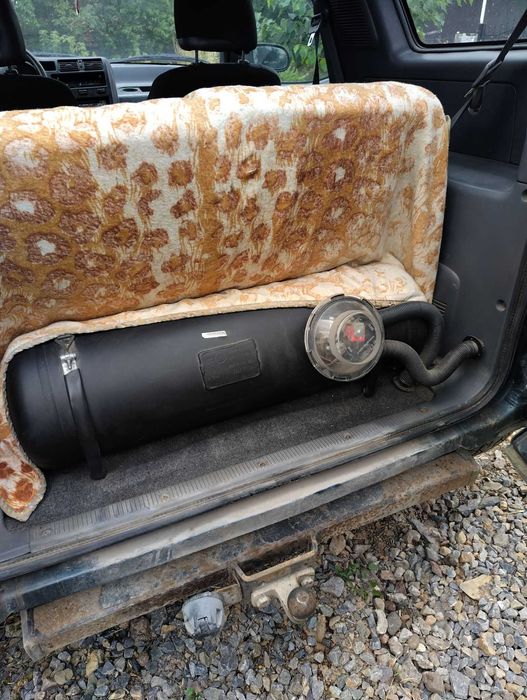 Продавам Toyota RAV4