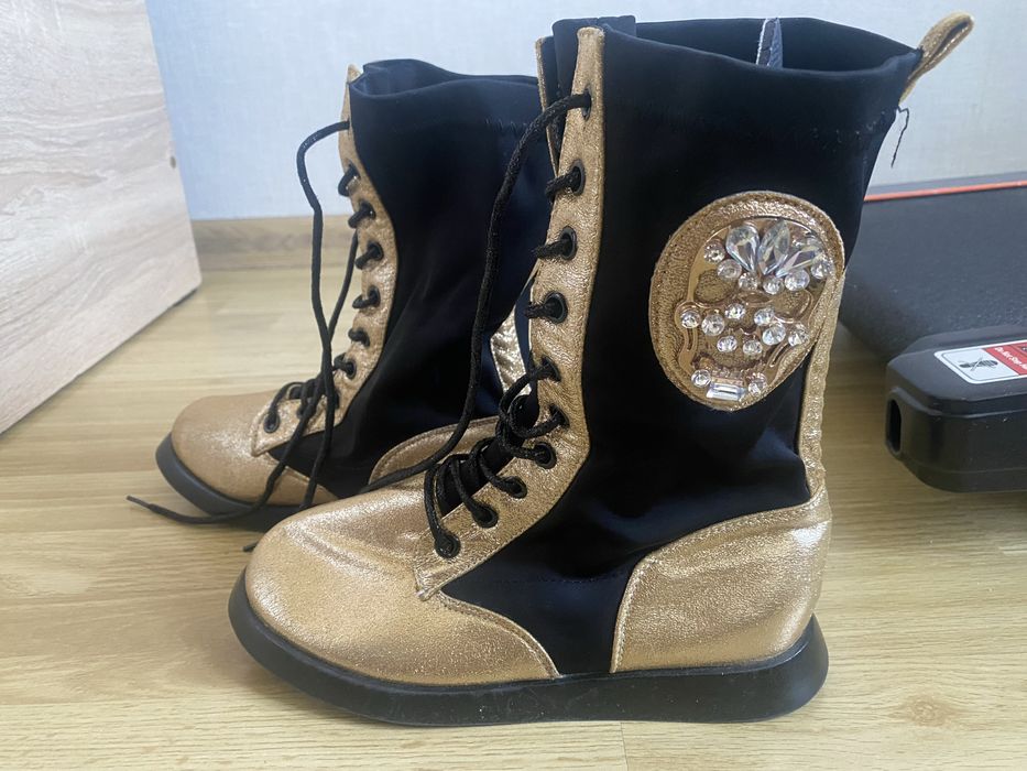 Сапоги 35 и 36 размера