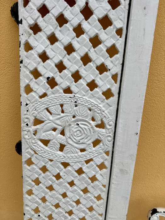 2 banci din fonta complete